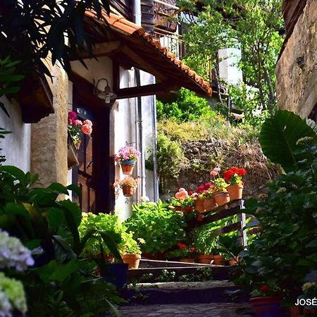 Gasthaus Casa Rural Amparo Mogarraz Exterior foto